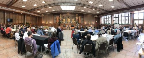 柏林佛光山寺院巡禮活動，4月27日下午迎來82位西方人士在同一時段到訪佛堂，參與茶禪及佛門晚課體驗。