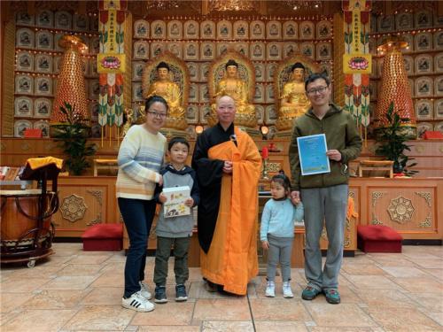 小朋友獲獎，父母最歡喜 吳璇攝