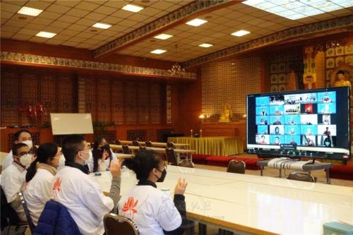 歐洲青年透過互聯網相見歡