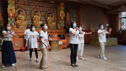 大家齊心協力，圓滿完成錄製