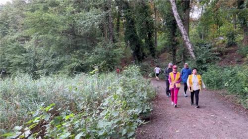 第三場植樹益跑活動，柏林佛光人不畏低溫於湖邊邁開步伐