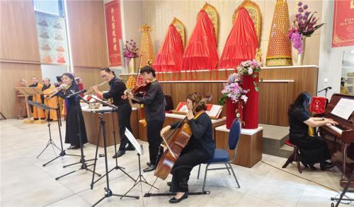 柏林的青年音樂家「獻樂」