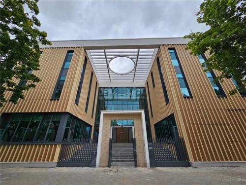 「天圓地方」，是建築師精心的設計，讓無情也能說法