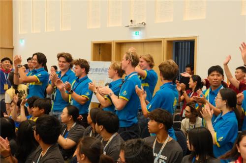 介紹各國青年單元，各地青年展現最大熱情，圖為瑞典青年