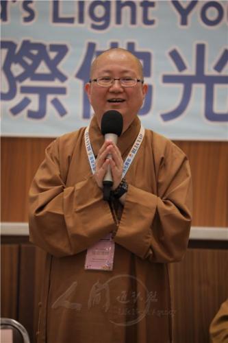 國際佛光會歐洲教區總住持覺容法師代表歐洲各道場，歡迎大家回到歐洲的法身慧命之家