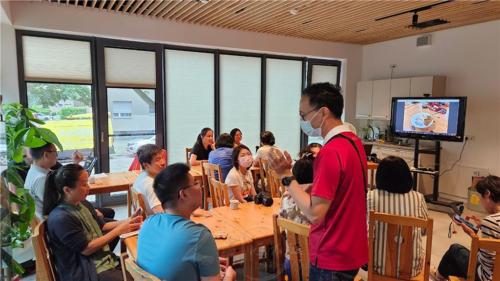 林家禾與學員互動，回答提問