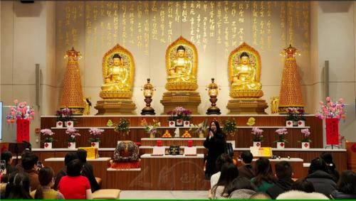 馬來西亞著名音樂人黃慧音獻唱〈大悲咒〉，感謝星雲大師一路以來的支持與鼓勵