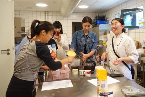 大家歡喜學，老師歡喜教