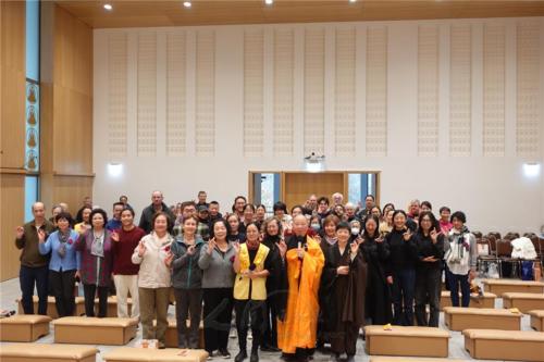 柏林佛光人為金牌主持人王小麗（前左起4）送別